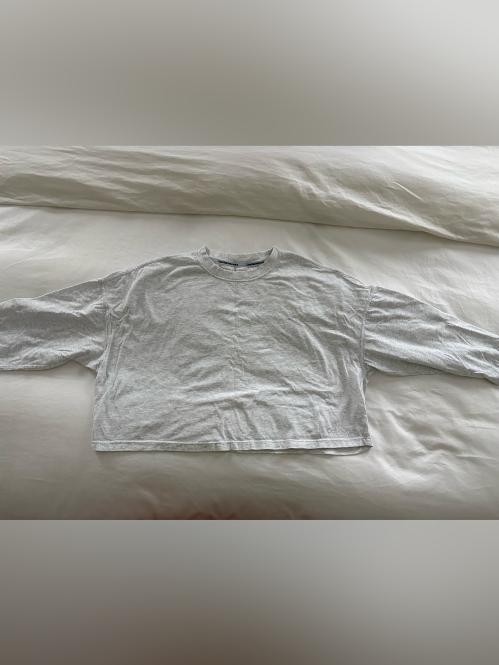 Calvin Klein Light Gray Crewneck Long Sleeve Top